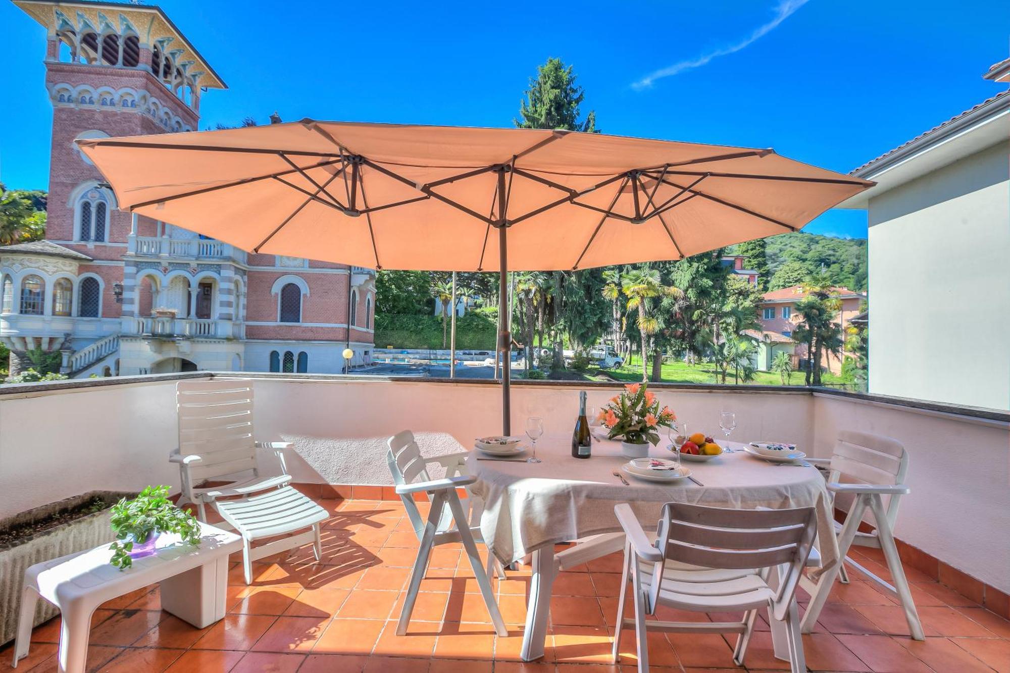 Appartamento Gaya Stresa Center - Happy Rentals Dış mekan fotoğraf