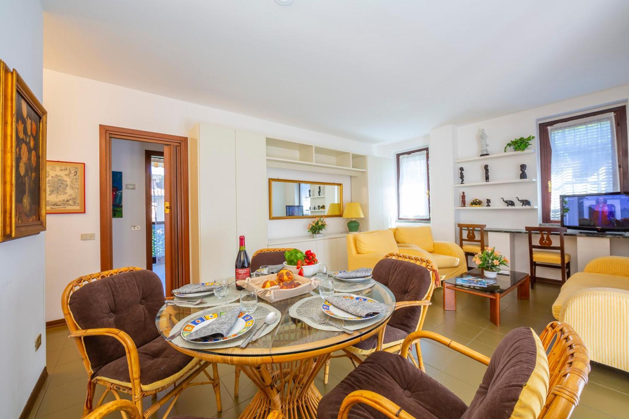Appartamento Gaya Stresa Center - Happy Rentals Dış mekan fotoğraf